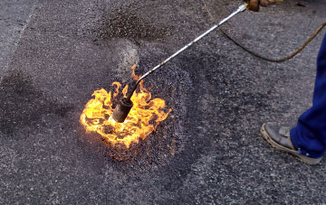 Braceby flat roofing repairs